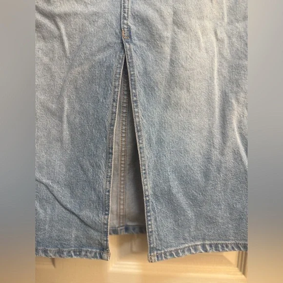 Zara Midi Denim Skirt - Picture 2 of 9